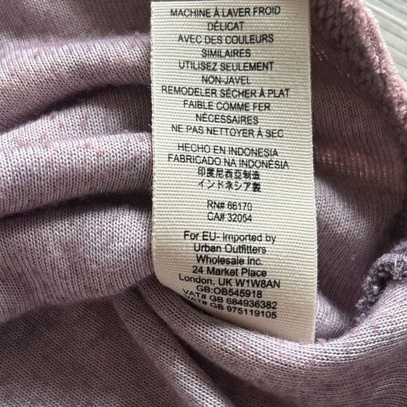 Urban Outfitters We The Free Crushed Velvet Short Sleeve Raw Edge Boho Top small - Picture 8 of 11